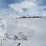 Casa Lumira Luxury Ski-in Ski-out דירה ברויל-קרוויניה