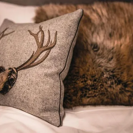 Casa Lumira Luxury Ski-in Ski-out * Breuil-Cervinia