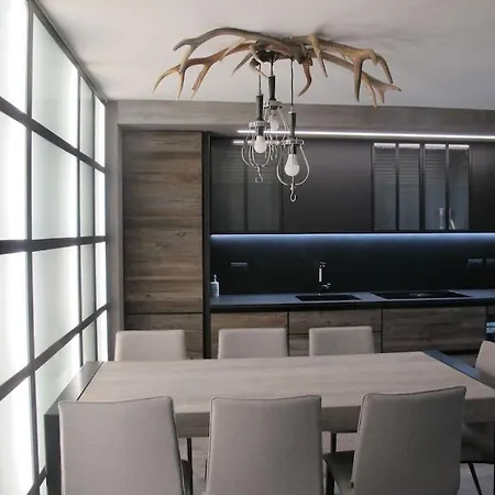 Casa Lumira Luxury Ski-in Ski-out アパート ブレウイル・チェルヴィナイア
