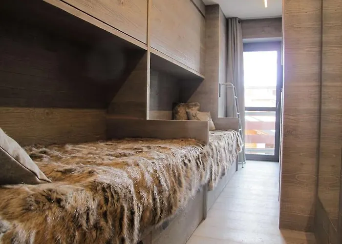 Casa Lumira Luxury Ski-in Ski-out * ברויל-קרוויניה