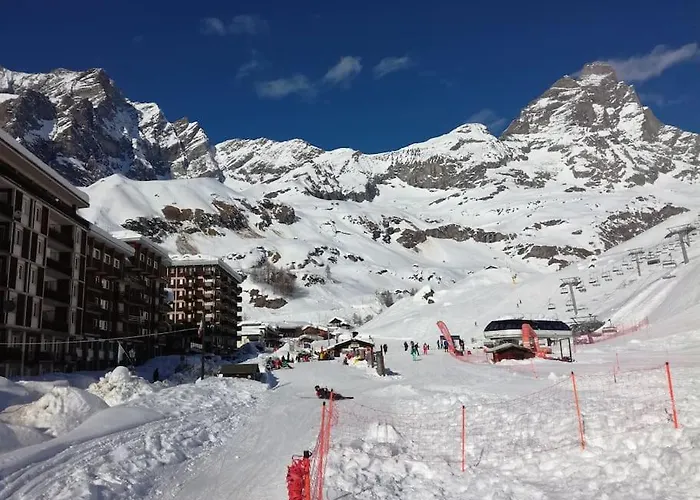 Апартаменти Casa Lumira Luxury Ski-in Ski-out Брей-Червінія