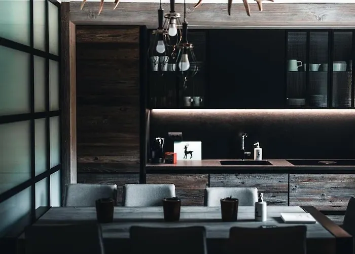 Casa Lumira Luxury Ski-in Ski-out *